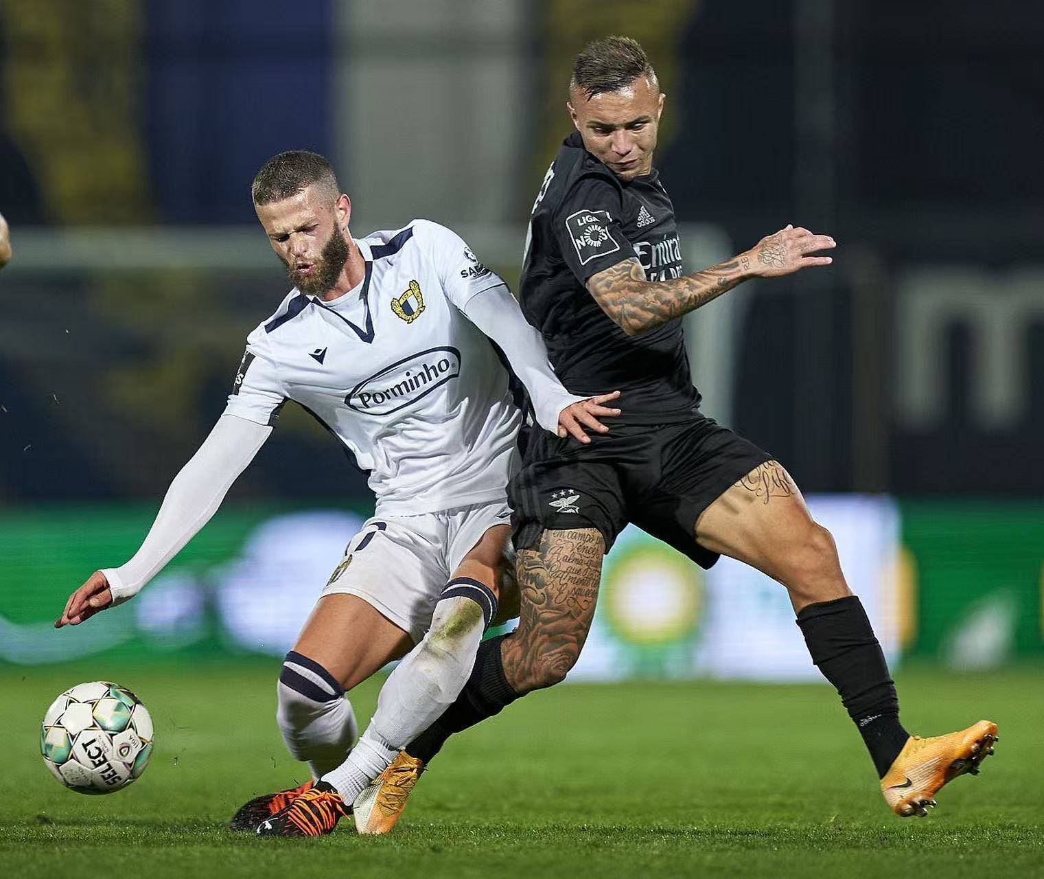 乐鱼官方网站包含太狠了！费耶诺德远射贴柱斯图加特防线松动备战英超，洛杉矶快船围绕葡超临场应变的词条