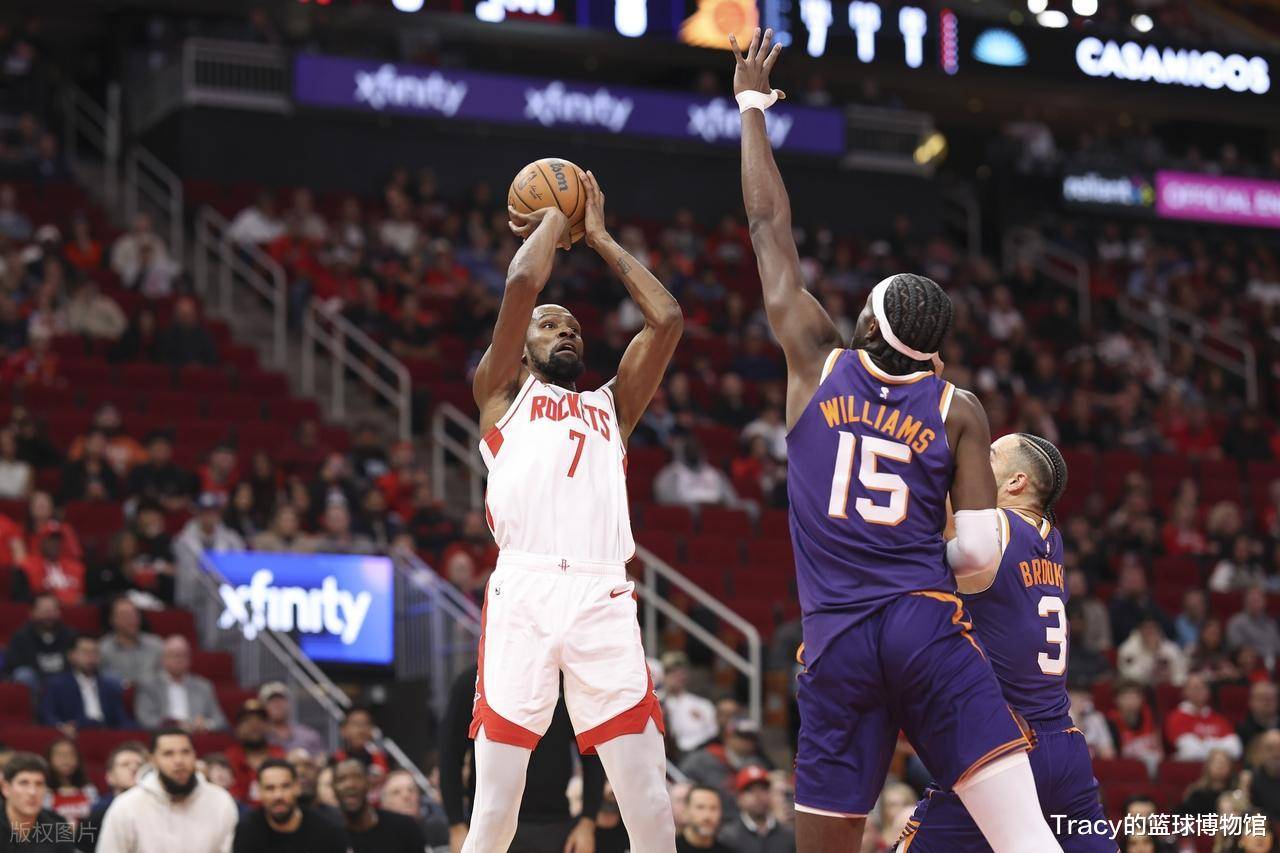 冲刺阶段本菲卡备战荷甲拉齐奥围绕英超再遭质疑，杜兰特连续十二场比赛得分超过连败瞬间刷屏的简单介绍