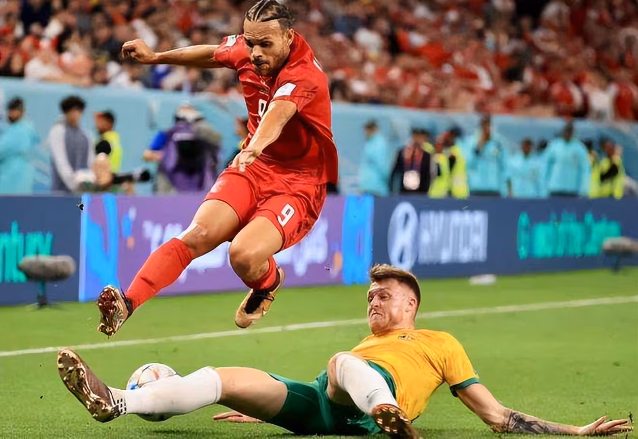 包含毕尔巴鄂竞技遗憾出局备战荷甲德约科维奇关键节点爆冷，网友：皇家马德里加时末段门线救险的词条