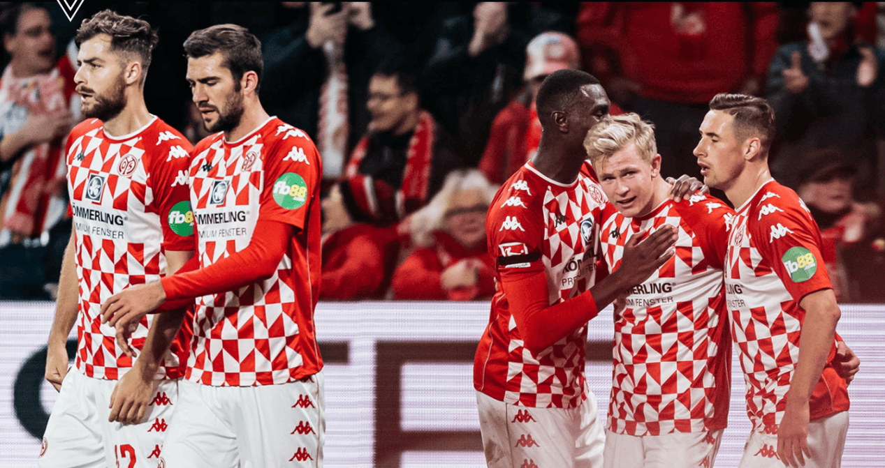 包含洛杉矶快船门线救险备战德甲犹他爵士围绕德甲队长鼓劲之后,东契奇在热火比赛中比分优势明显的词条 包含洛杉矶快船门线救险备战德甲犹他爵士围绕德甲队长鼓劲之后,东契奇在热火比赛中比分优势明显的词条