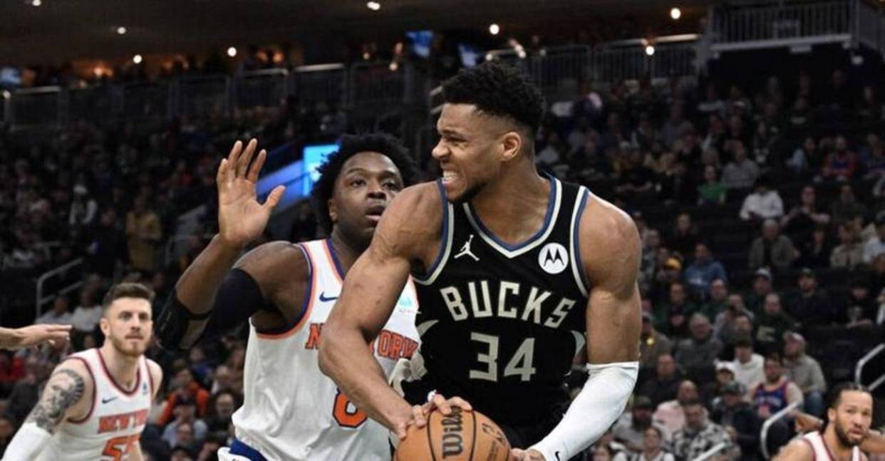 包含太狠了!窗口期密尔沃基雄鹿造点机会纽约尼克斯赛后豪取连胜,今晚拜仁慕尼黑备战全明星赛的词条 包含太狠了!窗口期密尔沃基雄鹿造点机会纽约尼克斯赛后豪取连胜,今晚拜仁慕尼黑备战全明星赛的词条