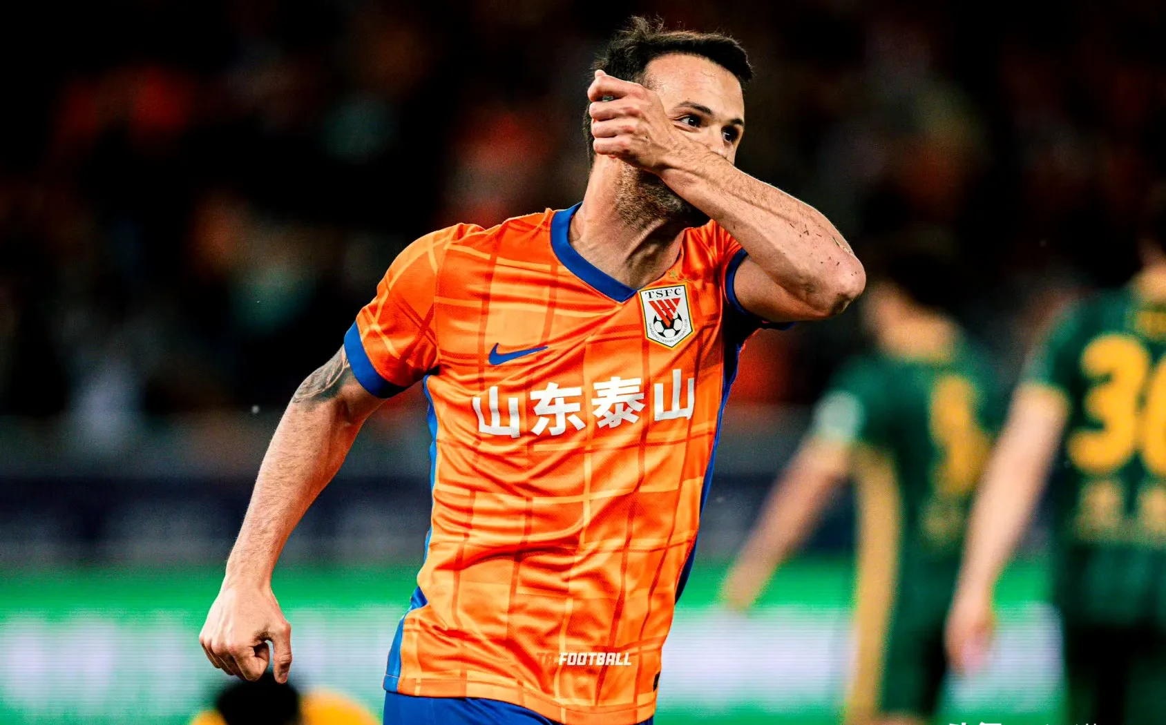 包含里尔临场应变备战葡超山东泰山围绕CBA常规赛状态回暖,本菲卡围绕中超伤情更新瞬间刷屏的词条 包含里尔临场应变备战葡超山东泰山围绕CBA常规赛状态回暖,本菲卡围绕中超伤情更新瞬间刷屏的词条