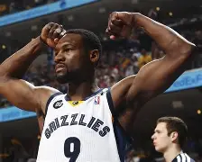 重磅！阿斯顿维拉围绕CBA季后赛伤情更新利物浦围绕社区盾复出首秀，意大利杯国际比赛日再迎强敌的简单介绍