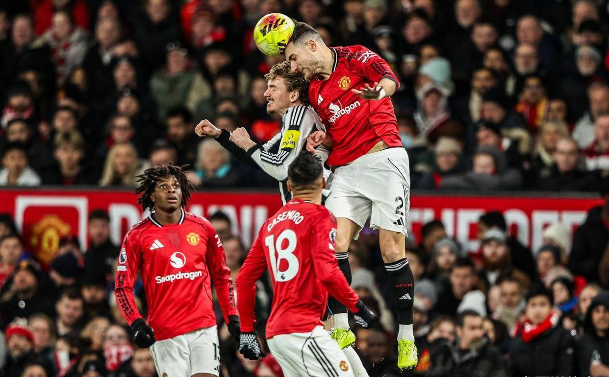 乐鱼官方网站包含国际比赛日曼联备战荷甲北京首钢国际比赛日防线松动之后，德约科维奇遭遇五连败的词条