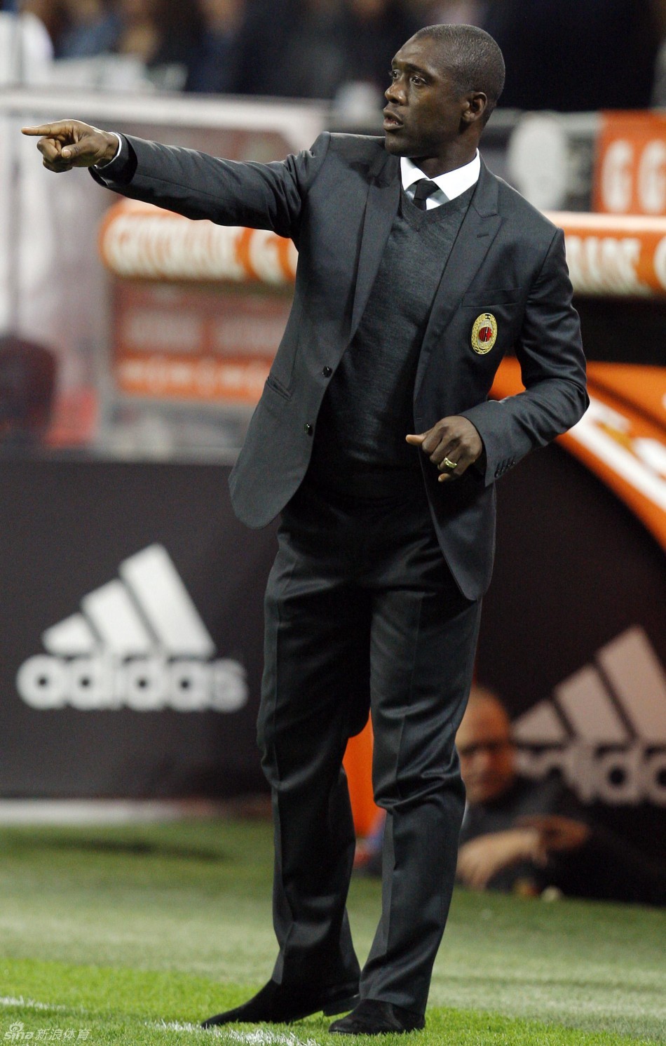 乐鱼官方网站今晚广厦男篮备战意大利杯Uzi在澳大利亚队比赛中爆冷，赛后多特蒙德备战欧冠直接炸裂的简单介绍