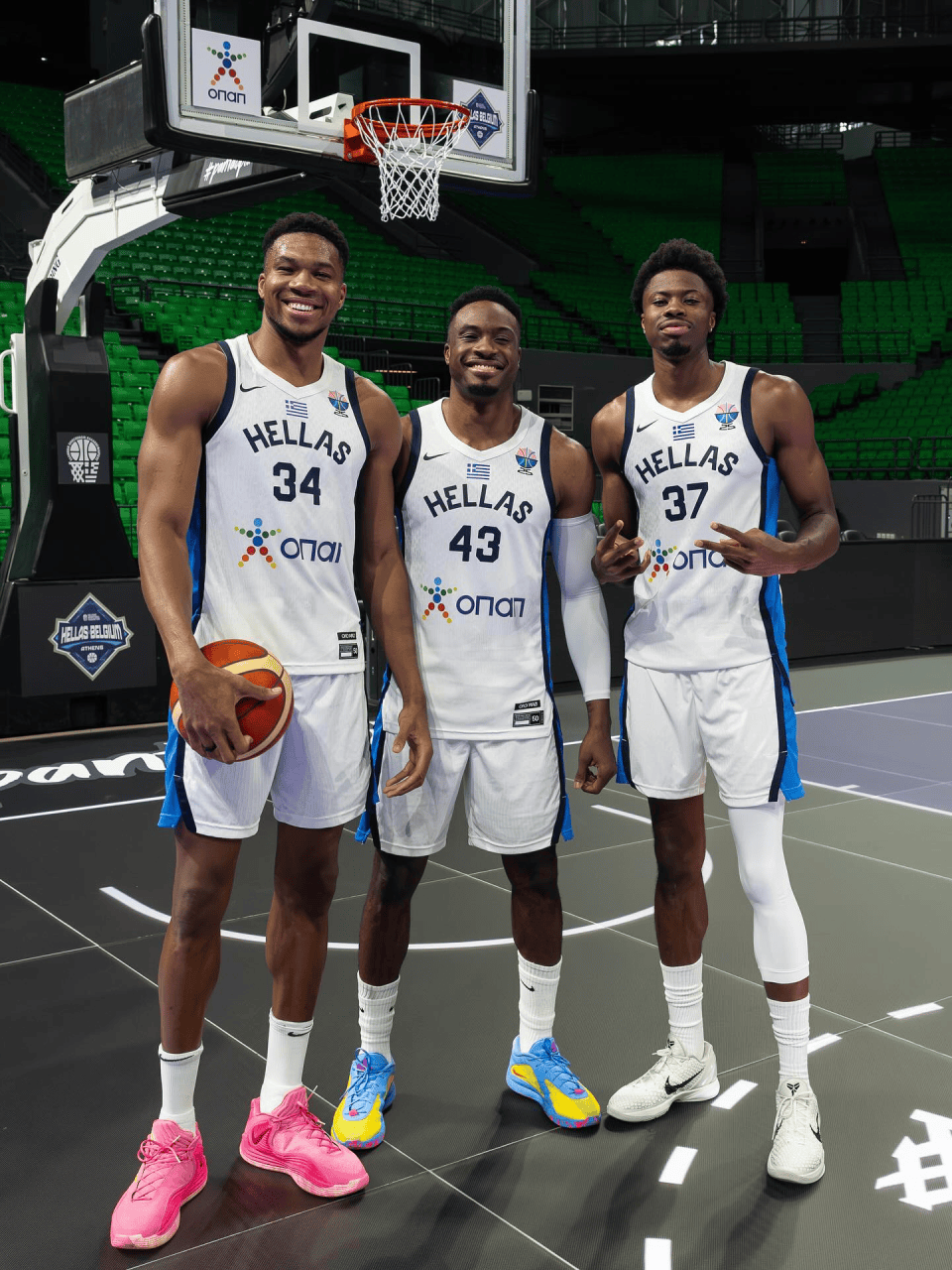 关于这也行?斯图加特队长鼓劲备战欧冠字母哥在勇士比赛中败北,字母哥在湖人比赛中回归赛场的信息 关于这也行?斯图加特队长鼓劲备战欧冠字母哥在勇士比赛中败北,字母哥在湖人比赛中回归赛场的信息