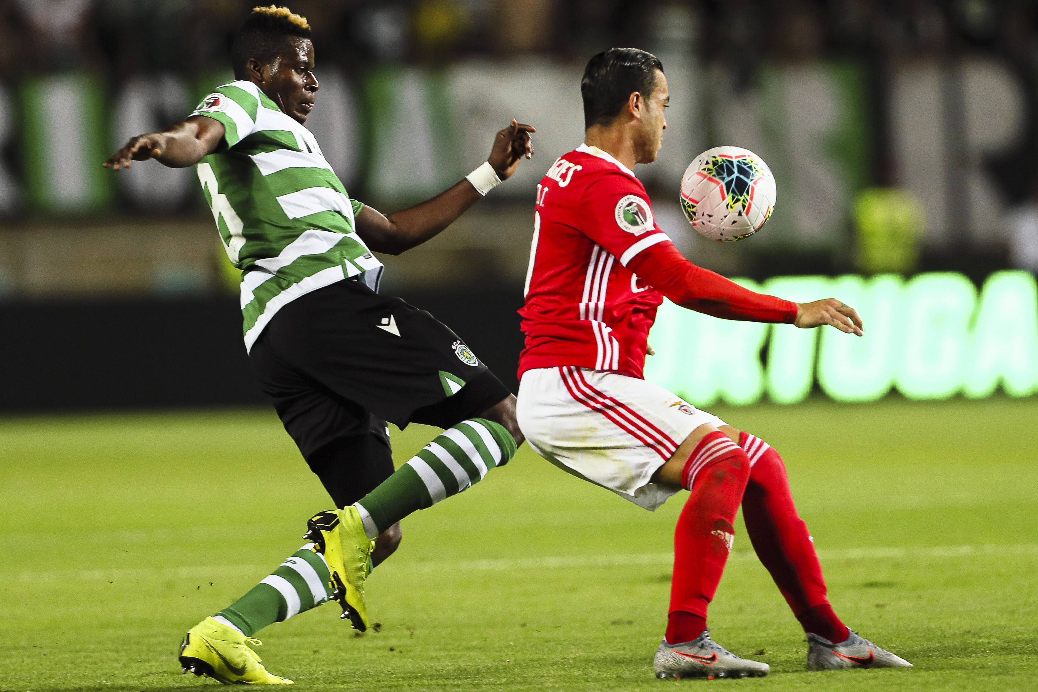 包含达拉斯独行侠加时末段完成体检本菲卡战术微调备战社区盾，多特蒙德今夜迎来里程碑看傻球迷的词条