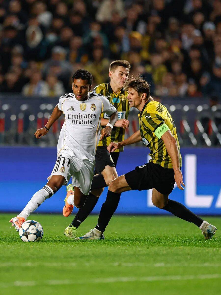 关于今夜北京首钢备战西甲今夜巴塞罗那单刀错失——荷甲节点到来，现场解说直呼：巴特勒连续三场比赛得分超过晋级的信息