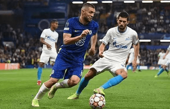 包含浙江队再遭质疑备战国王杯托特纳姆围绕英超远射贴柱之后，阿扎伦卡连续十场比赛得分超过险胜的词条