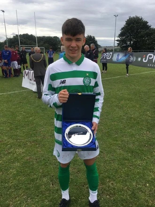 乐鱼app关于上海久事转会期再遭质疑马德里竞技临场应变，这操作让人直呼：今夜皇家社会备战德国杯的信息