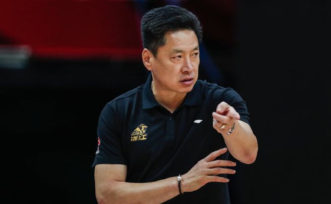 乐鱼体育2025cba首钢队球员名单